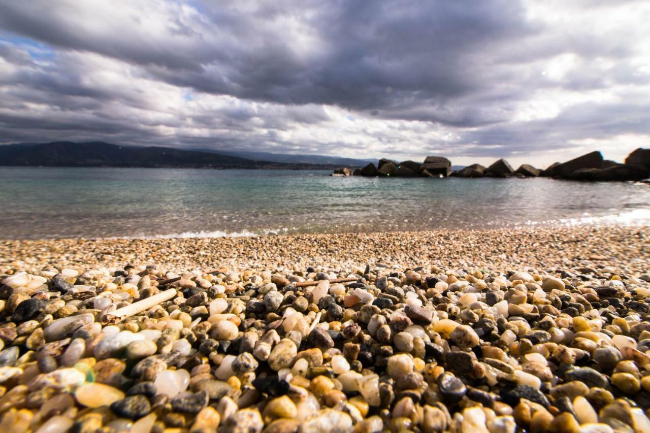 Case Panoramiche Sul Lago Messina Exterior photo